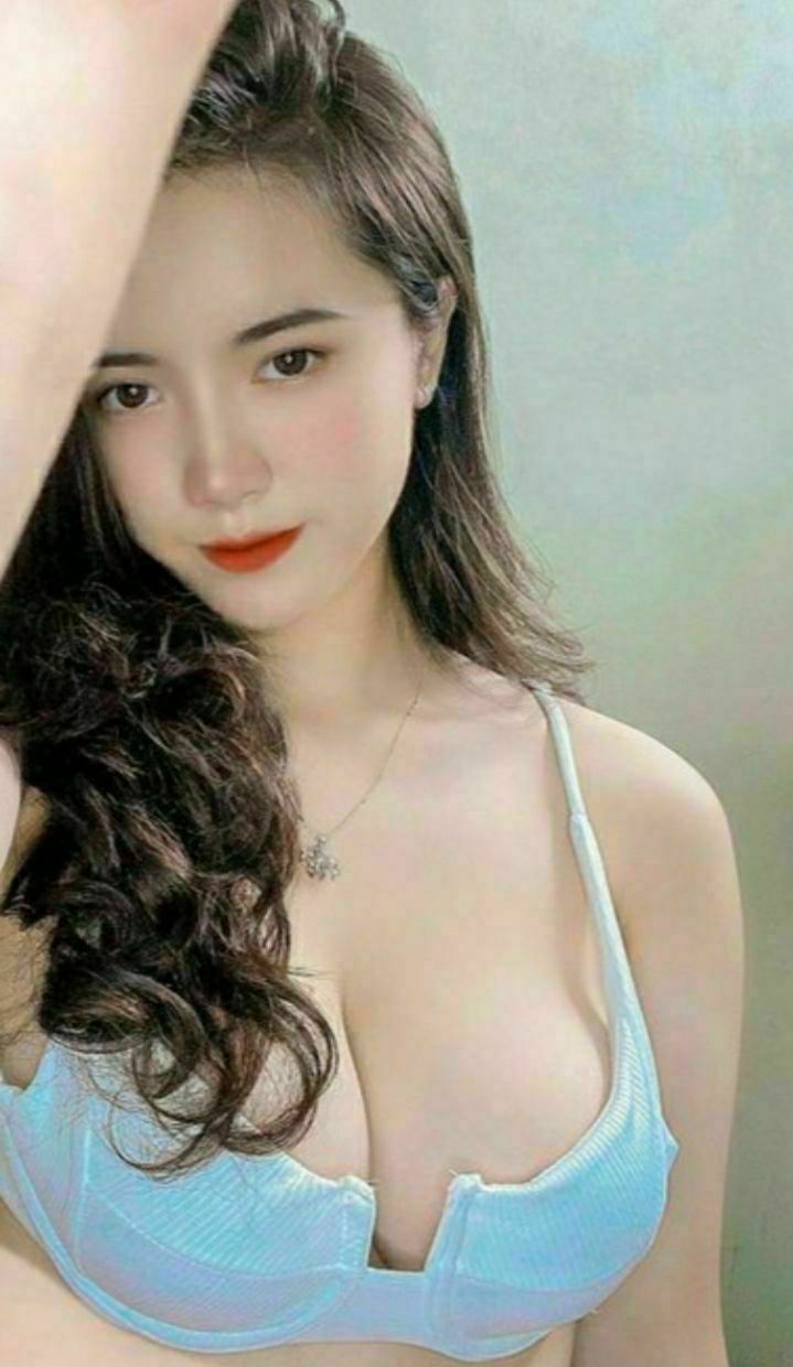 Phệt không đeo bao gái xinh lỗ lồn dâm khít
